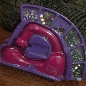 Machine to imprint little diamonds